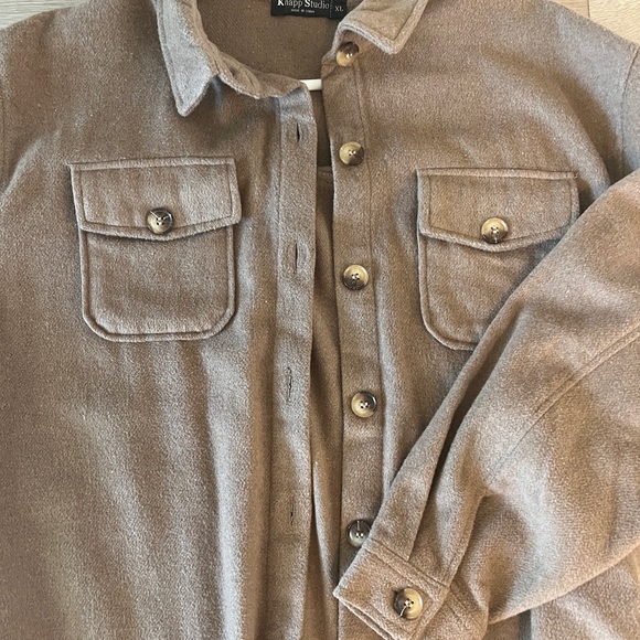 Women’s Jacket - Picture 2 of 3